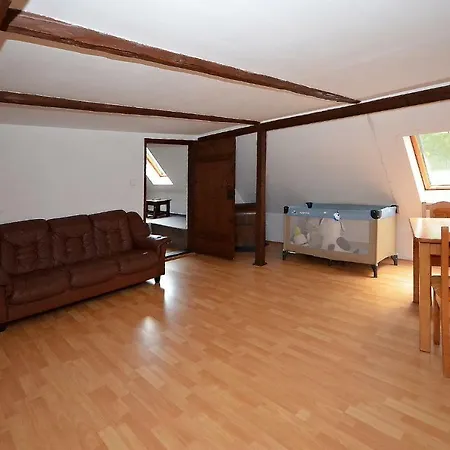 Roubenka U Hlavni Silnice Liberec